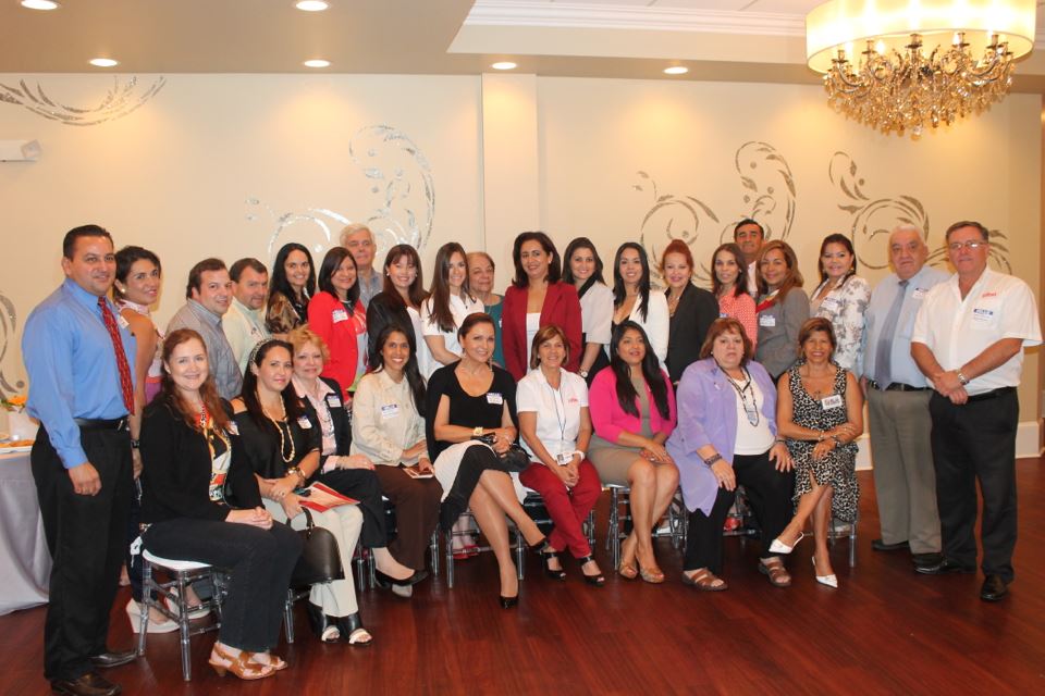 422092_533136596729915_1799383324_n