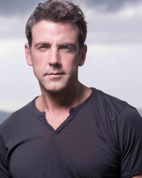 Carlos Ponce conducirá los premios La Musa 2015‏