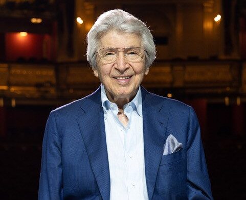 Manuel Alejandro Recibirá Homenaje En Miami En La Musa Awards