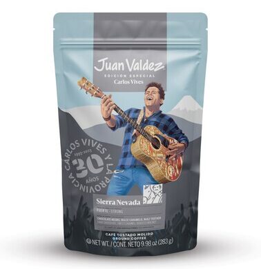 Juan Valdez Rinde Homenaje A 30 Años De Carrera De Carlos Vives