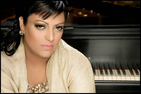 India culmina  grabación producida por  Juan Gabriel