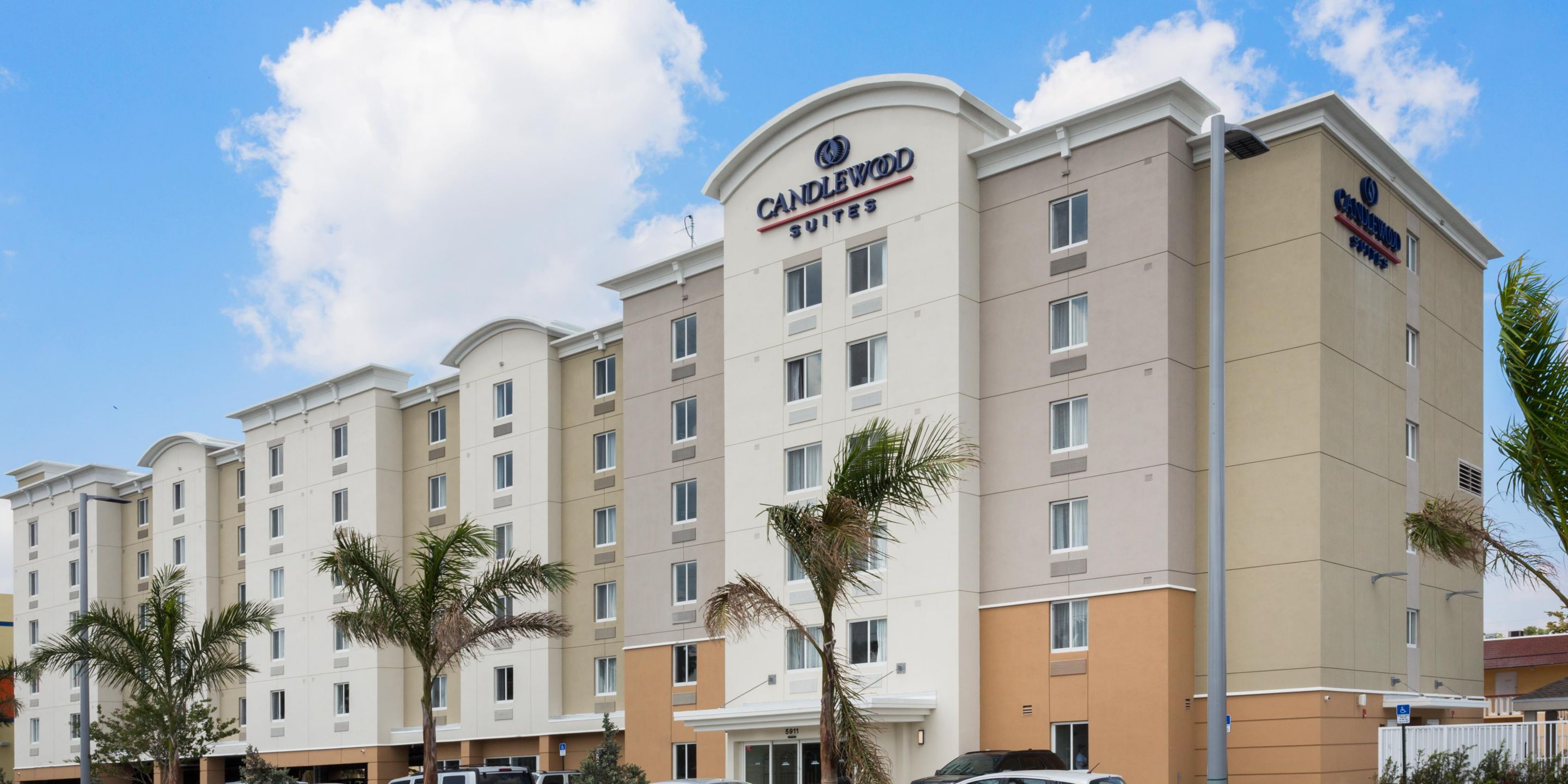 Nuevo Hotel Candlewood Suites Estrenó En Miami