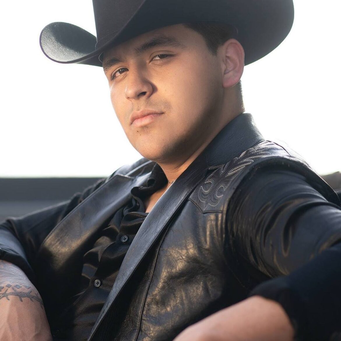 Christian Nodal EMEDIA