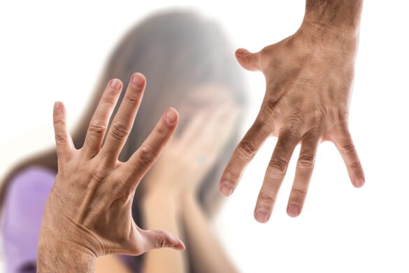Estafas De Romance Y Violencia Doméstica