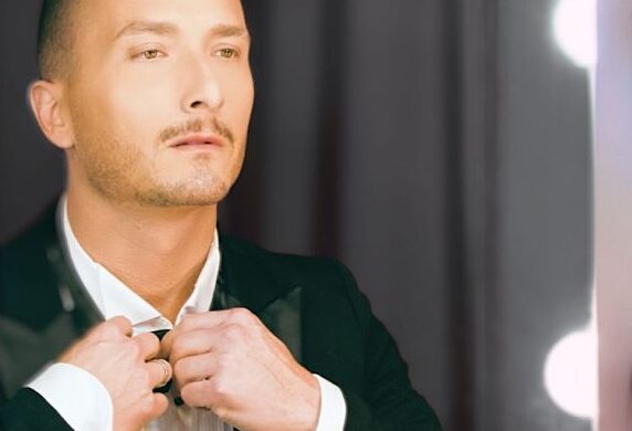 OBIE BERMÚDEZ DESNUDARÁ SU ALMA CON «Oxígeno»