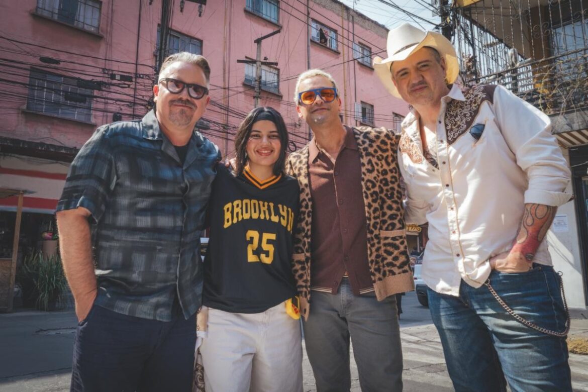 MARI LA CARAJITA SE UNE A LOS AMIGOS INVISIBLES Y AL MEXICANO JONAZ
